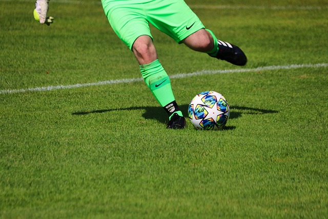 全队在防守 全队在防守